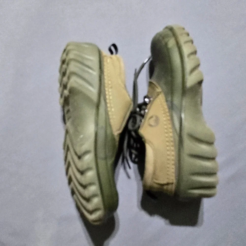 Crocs Georgie Lace Up Shoes Mens 7 Green Tan Camo All Terrain Rugged Chunky Sole